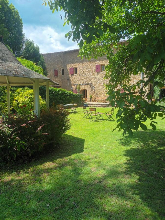 Le Vieux Moulin De Jouques Bed and Breakfast Exteriör bild